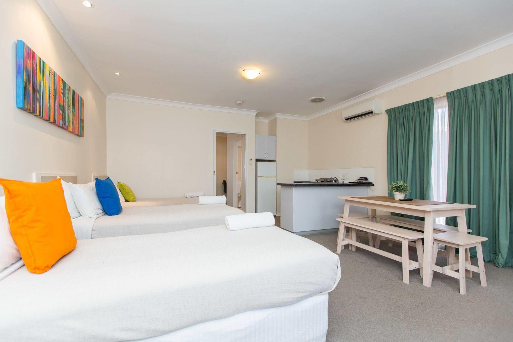 Lincoln Cottage Motor Inn Wagga Wagga Esterno foto